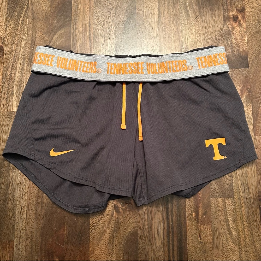 Unisex University of Tennessee UTK Nike Workout Shorts Size Smalll